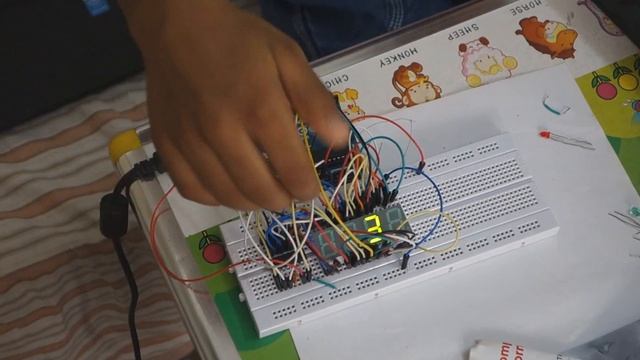 Digital Clock Using Arduino смотреть онлайн