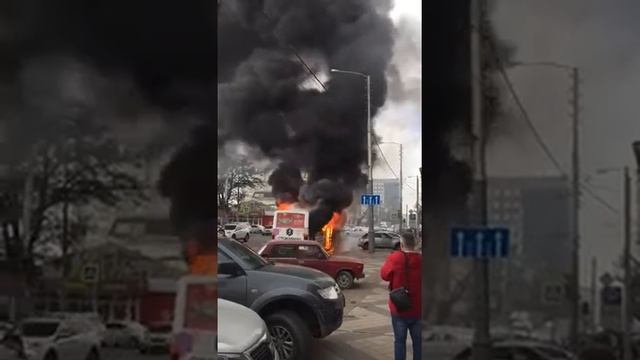 Г.Краснодар горит автобус просто жесть смотреть онлайн