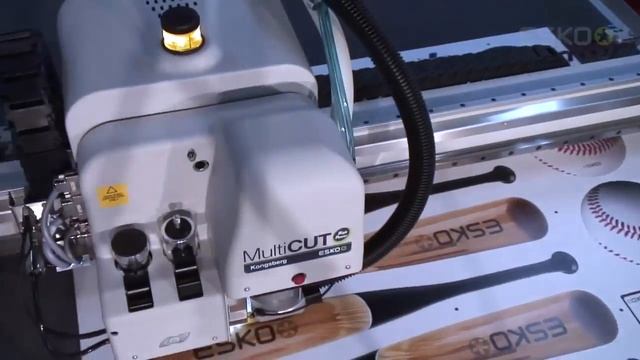 Kongsberg - резка листового ПВХ (3 мм) смотреть онлайн