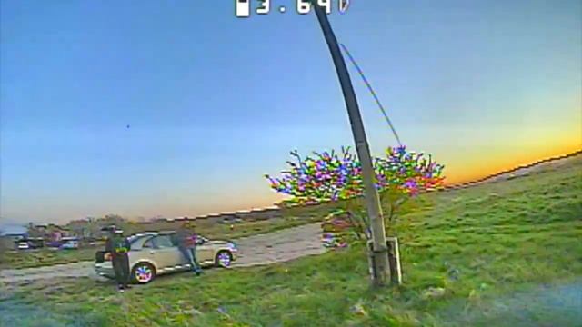 Dancing in the bush, checking the caddx nebula camera in analog смотреть онлайн