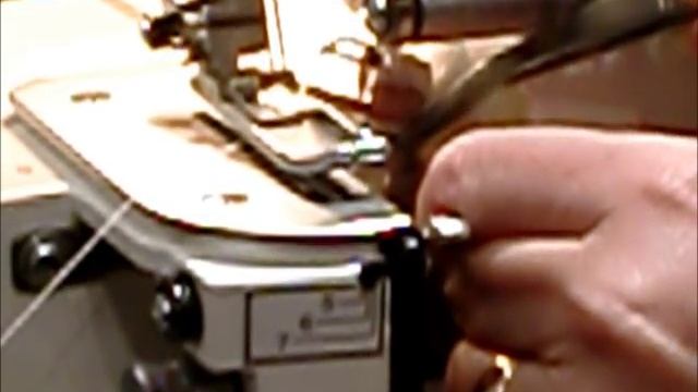 SL 3335 OVERLOCK TOYOTA.wmv смотреть онлайн