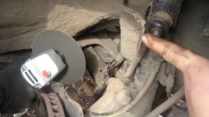 Замена стоек стабилизатора(косточек) Toyota Corolla E120