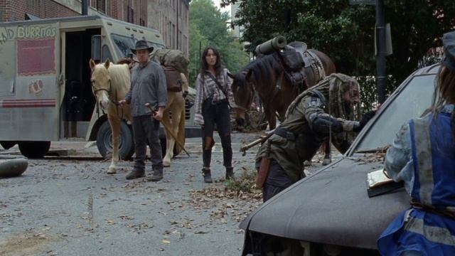 ТОП 10 САМЫХ СМЕШНЫХ МОМЕНТОВ ИЗ ВСЕЛЕННОЙ ХОДЯЧИХ МЕРТВЕЦОВ смотреть онлайн