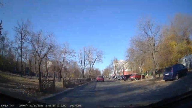 Луганск, ул. Челюскинцев, Советская. 2021/10/31 смотреть онлайн
