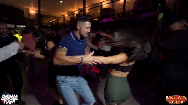 Ponte Pa Mi - Kike y Nahir смотреть онлайн