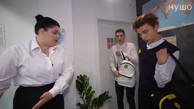 Муд Влад А4 демотиватор (Как пронести Телефон в Школу) смотреть онлайн