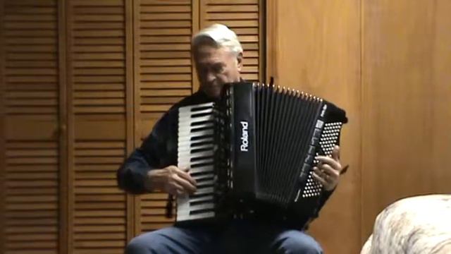 I'll Fly Away Roland FR3x Accordion смотреть онлайн