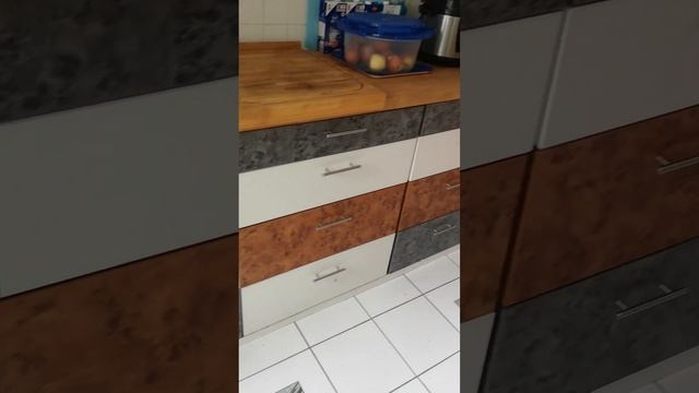 Вся ЗП уходит на аренду квартиры в Берлине ☆ БЕЗ МЕБЕЛИ ☆ Рум-тур ☆ ДОРОГО и сердито смотреть онлайн