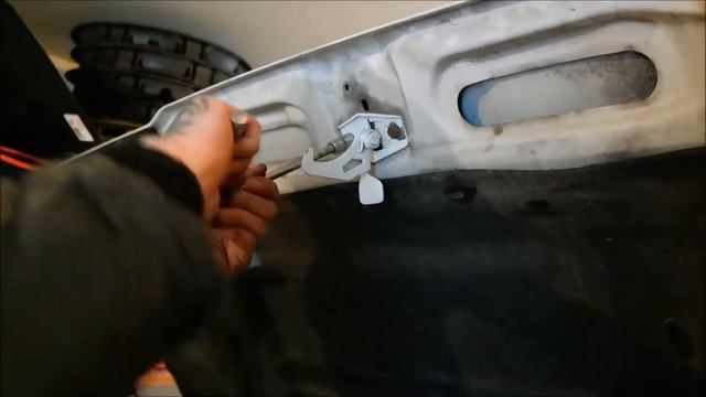 Projekt Volvo 740 part 4 Ny motorhuv river inredning nytt ljudsystem смотреть онлайн