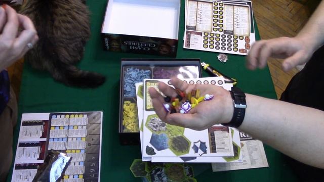 Распаковываем настольную игру Столкновение Цивилизаций и компоненты к игре Покорение Марса BIGBOX. смотреть онлайн