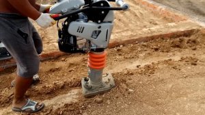 ВИБРОТРАМБОВКА (ШЛЕП НОГА)МИКАССА