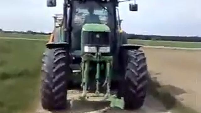 John Deere de manos смотреть онлайн