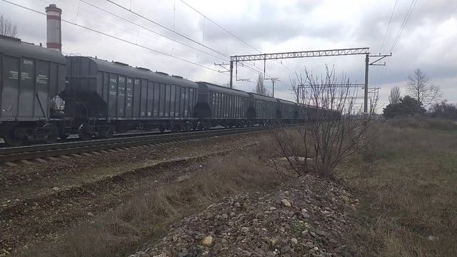 ВЛ8 1626 с хапперами.Симферополь грузовой-Жд вокзал смотреть онлайн