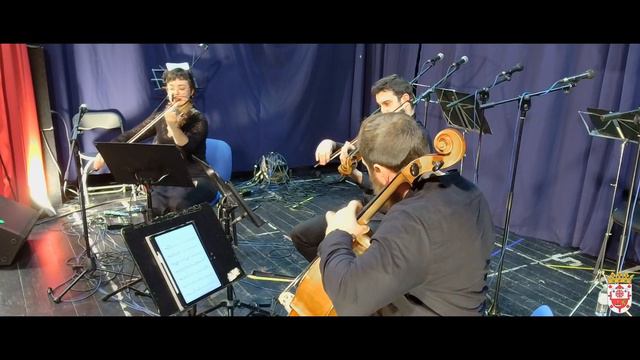 Concierto en directo de Busker String Trio. "Gala en favor de la Palma" смотреть онлайн