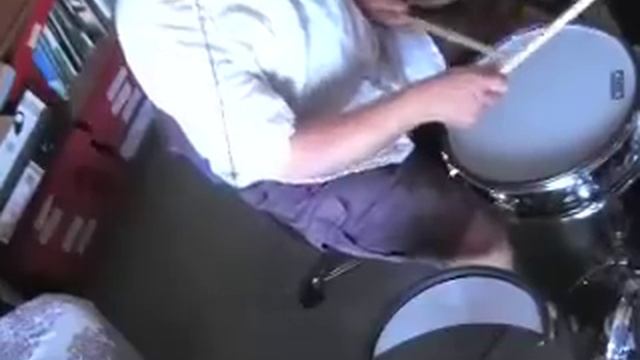 1 2& 4 - Drum kit fill / pattern tutorial drumming lesson for Rock, Funk & Samba смотреть онлайн