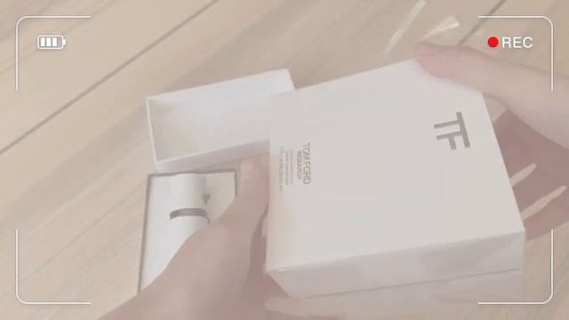 Tom Ford RESEARCH Unboxing смотреть онлайн