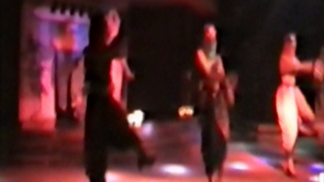 ТАНЕЦ СО СВЕЧАМИ 1997Г смотреть онлайн