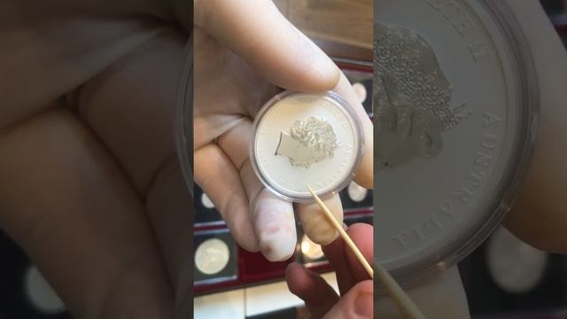 Молочные пятна на серебряных инвестиционных монетах. Результаты конкурса. смотреть онлайн