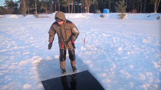 ПОД ЛЕД В МОРОЗ -25! Тестируем костюмы поплавки.Часть 3 1Ч