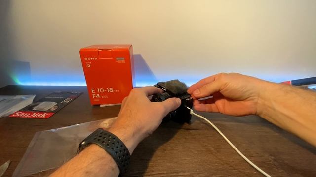 Rozbalení Sony ZV-E10 plus 10-18 mm Unboxing CZ 4K Vlogging Camera смотреть онлайн