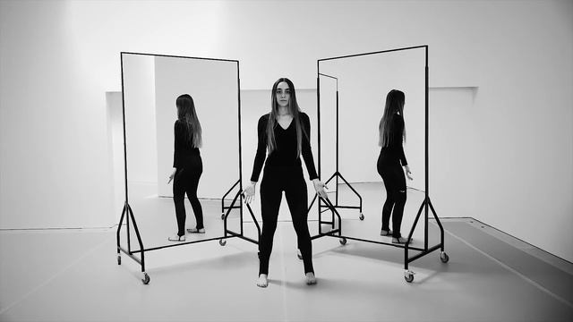 A Lesson In Therapeutic Dance Movement