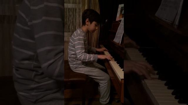 И.С.Бах менуэт 32 соль мажор смотреть онлайн