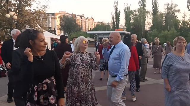 город Белгород Элегантные танцы смотреть онлайн