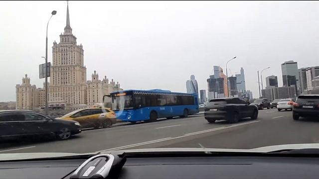 Москва. На машине  по Гоголевскому бульвару, Новому Арбату, Краснопресненской набережной, ул. 1905