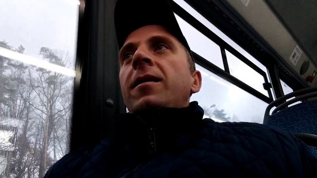 Сегодня передвигаемся по Москве на метро и автобусе