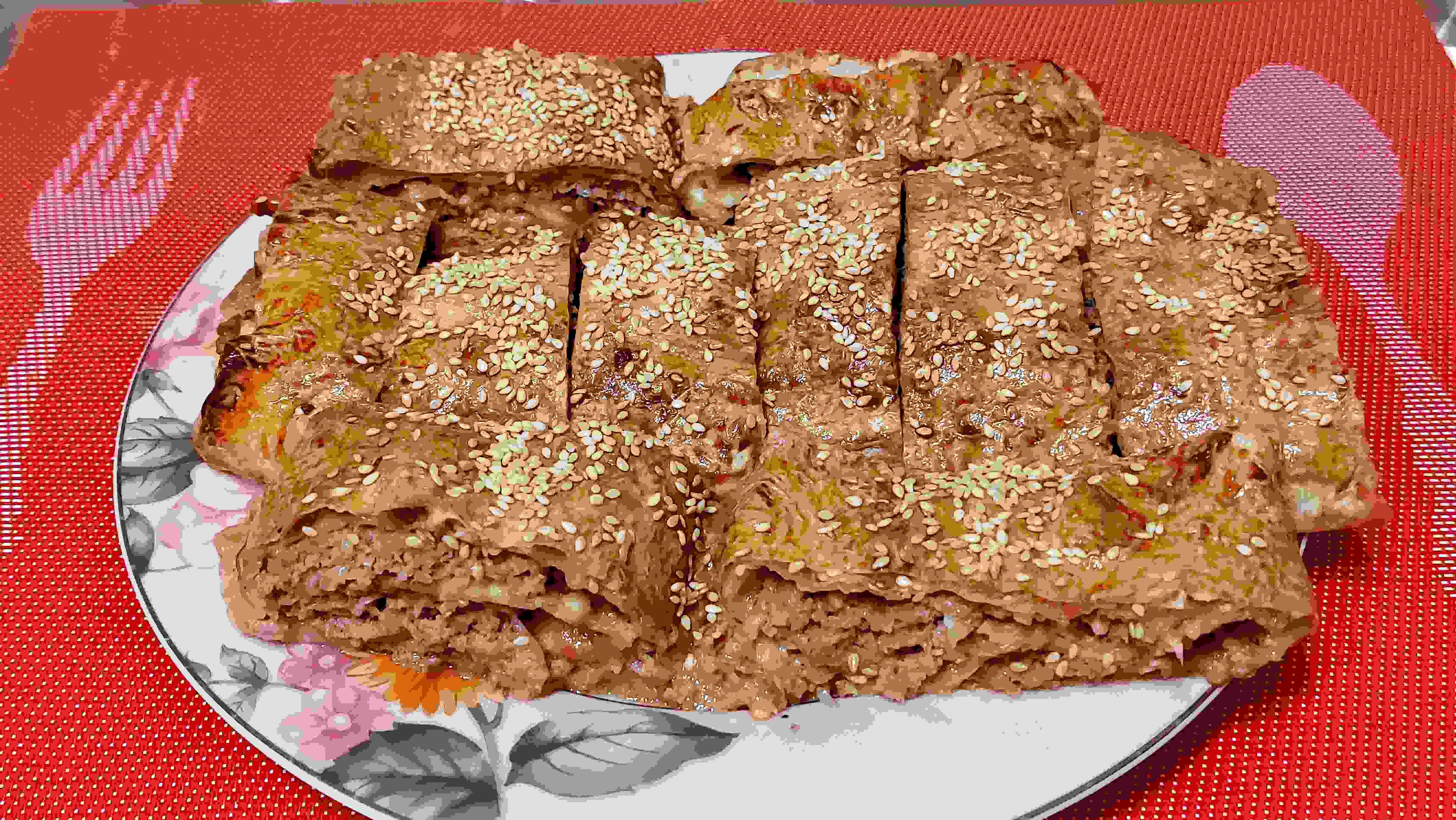 РУЛЕТ ИЗ ЛАВАША С ФАРШЕМ И СЫРОМ смотреть онлайн