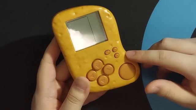 Tetris...on a McDonald's Nugget | Things of Interest смотреть онлайн