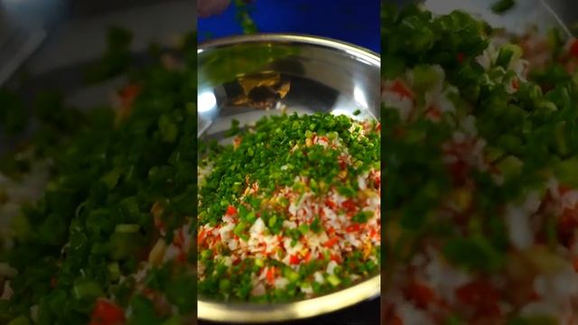 Оладьи с крабовыми палочками и грибами смотреть онлайн