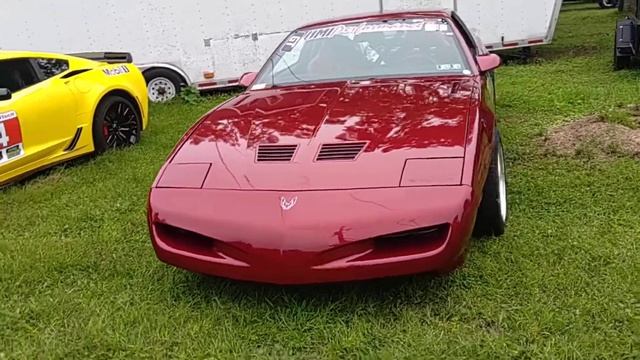 walk around of my 1991 Pontiac Firebird Tran Am scca ESP class race car. смотреть онлайн