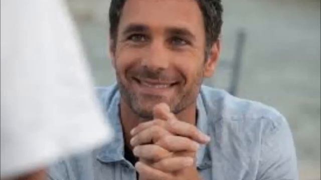 RAOUL BOVA смотреть онлайн