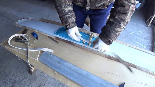 Крепления на охотничьи лыжи. Всё просто, надёжно и удобно. смотреть онлайн