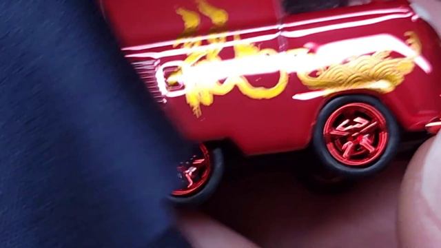 Огляд Volkswagen Kombi Рік Дракона смотреть онлайн