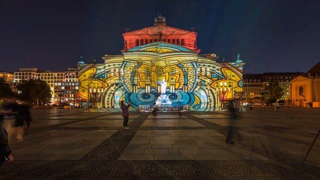Timelapse Konzerthaus Berlin beim Lichtfest "Berlin leuchtet" смотреть онлайн