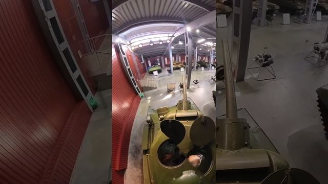 На Уралах в Бронетанковый музей Нижний Тагил смотреть онлайн