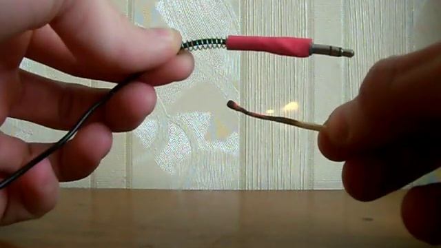 Ремонт наушников с помощью термо трубки смотреть онлайн