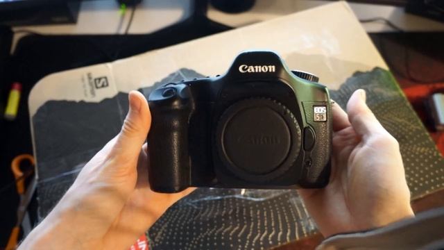 Unboxing a Canon 5D Classic in 2023 смотреть онлайн