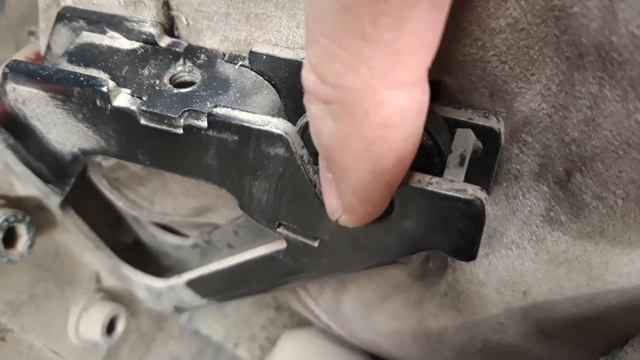 Как снять заднее сиденье на audi a6 c5 смотреть онлайн