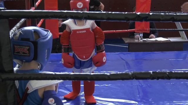 Аксанов Саид (красный) БЕЛЫЙ БАРС VS Санников Никита (синий) БОЕЦ 6 - 7 лет до 22 кг Кубок Дружбы смотреть онлайн