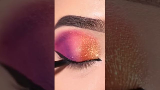 Quick Easy Colourful eyemakeup. #raginikanojiya #colourfuleyemakeup смотреть онлайн
