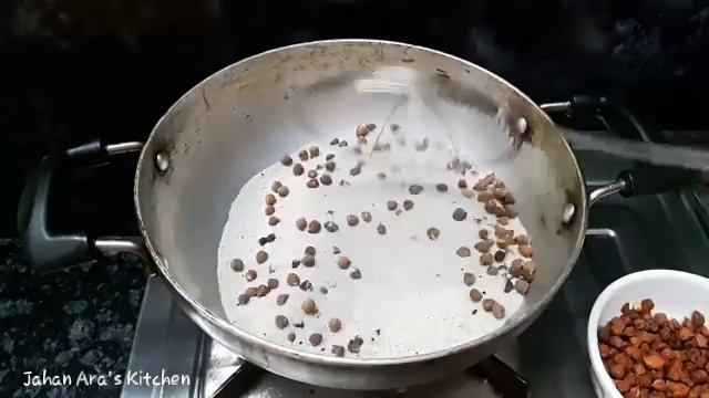 Kitchen Tips & Tricks | Three types of Roasted Chana in just 2 minutes | How to Roast Chana at Home смотреть онлайн