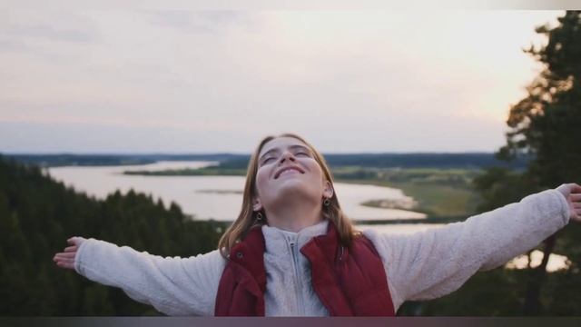 КАК СТАТЬ САМОДОСТАТОЧНОЙ: 10 МАНТР УВЕРЕННОЙ В СЕБЕ ЖЕНЩИНЫ. смотреть онлайн