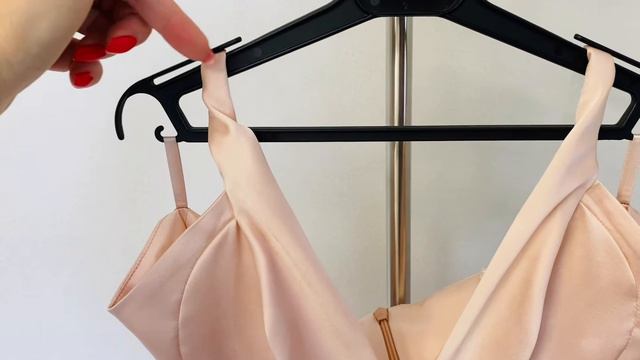 Вечернее платье из шелкового атласа. Обзор. Примерка. смотреть онлайн