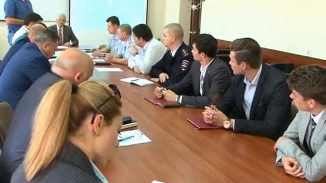 Проблемы участковых смотреть онлайн