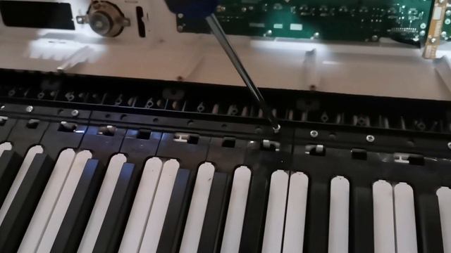 Yamaha P125 Clunky Piano Keys Repair Tutorial