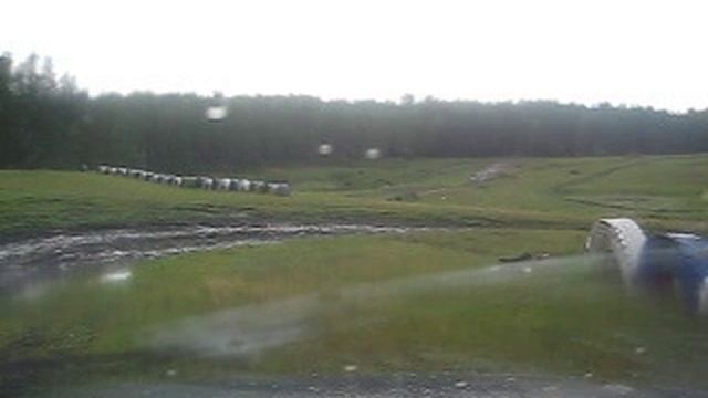 Шевроле Нива на резине Kumho 215/75/15 смотреть онлайн