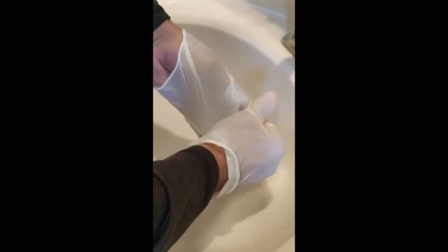 Proper Use of Gloves to Avoid Infection смотреть онлайн